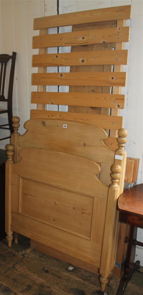 French pine bed